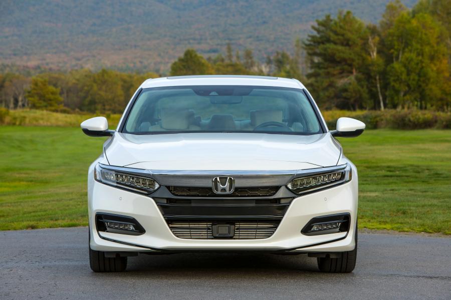 Honda Accord Touring 1.5T 2017 года  (NA) (фото 7 из 33)